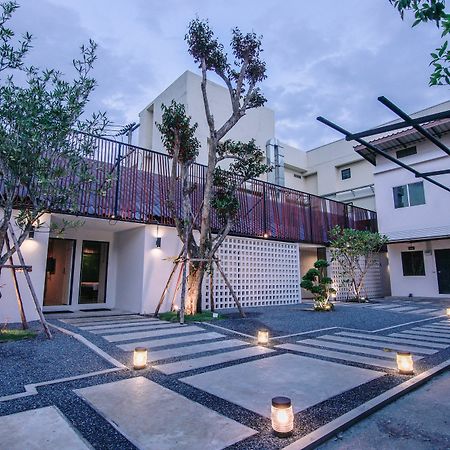 Zen Hostel Chiangmai Chiang Mai Exteriör bild