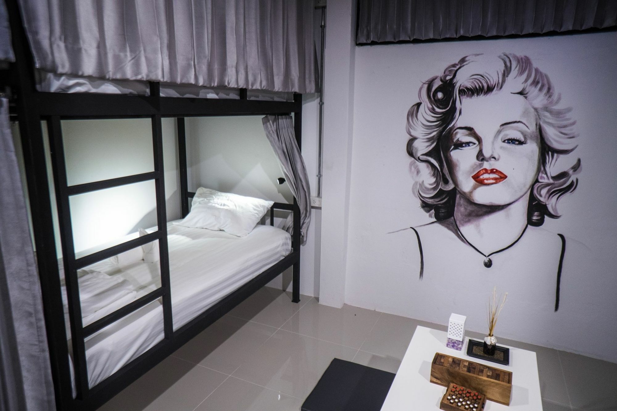 Zen Hostel Chiangmai Chiang Mai Exteriör bild