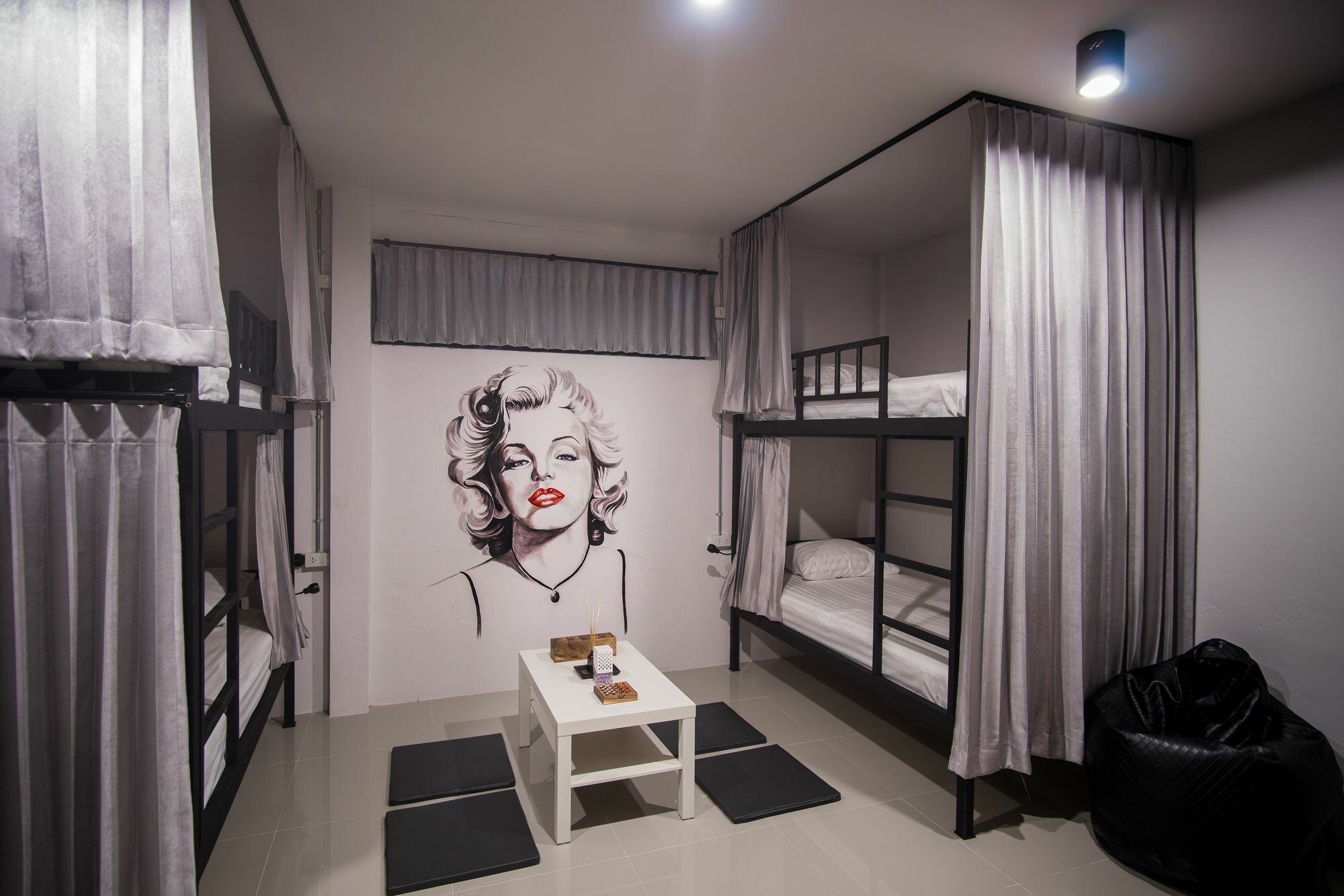 Zen Hostel Chiangmai Chiang Mai Exteriör bild